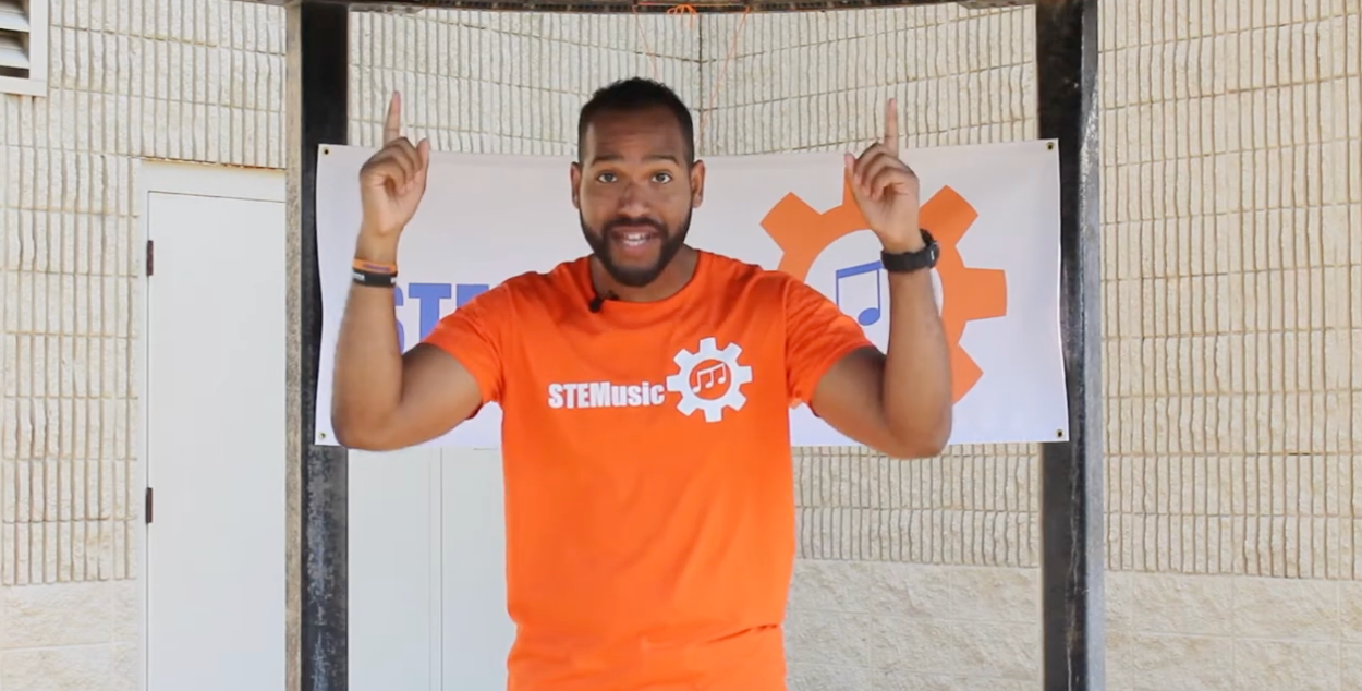 Rockets Go Up STEMusic Moment with Roy Moye III